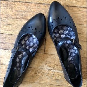 Black Pointy Toed Born Linney Mary Jane  Flats